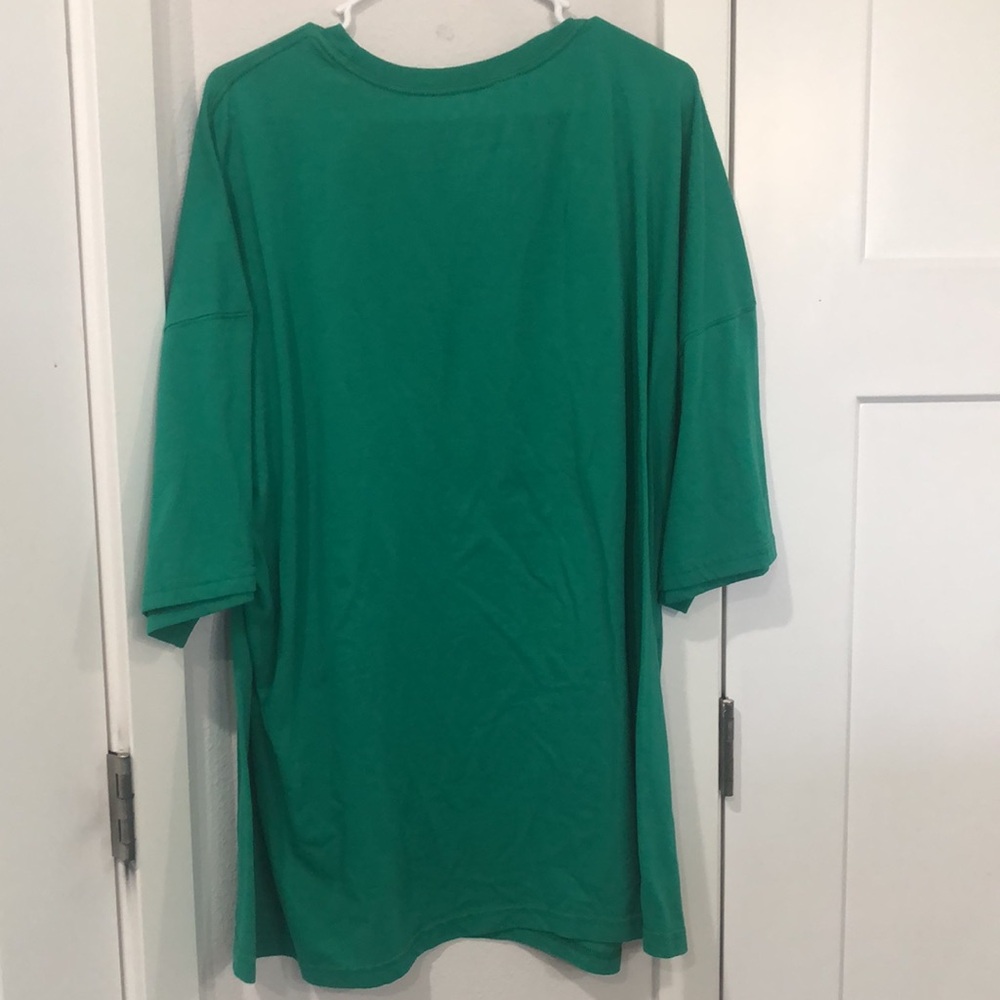 Disney Store Going Green T-shirt With Kermit. Size XXL . 50% cotton and 50% poly - Picture 3 of 10